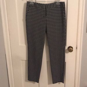 **MAKE AN OFFER** Express Black & White pants